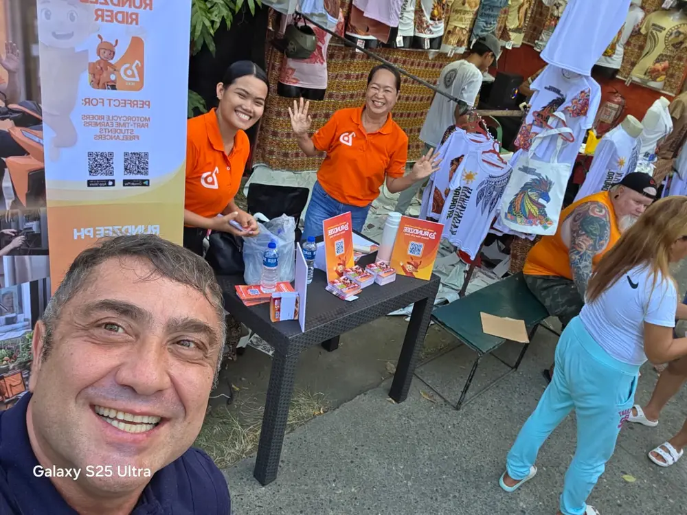 The founder at a Rundzee booth — Rundzee team